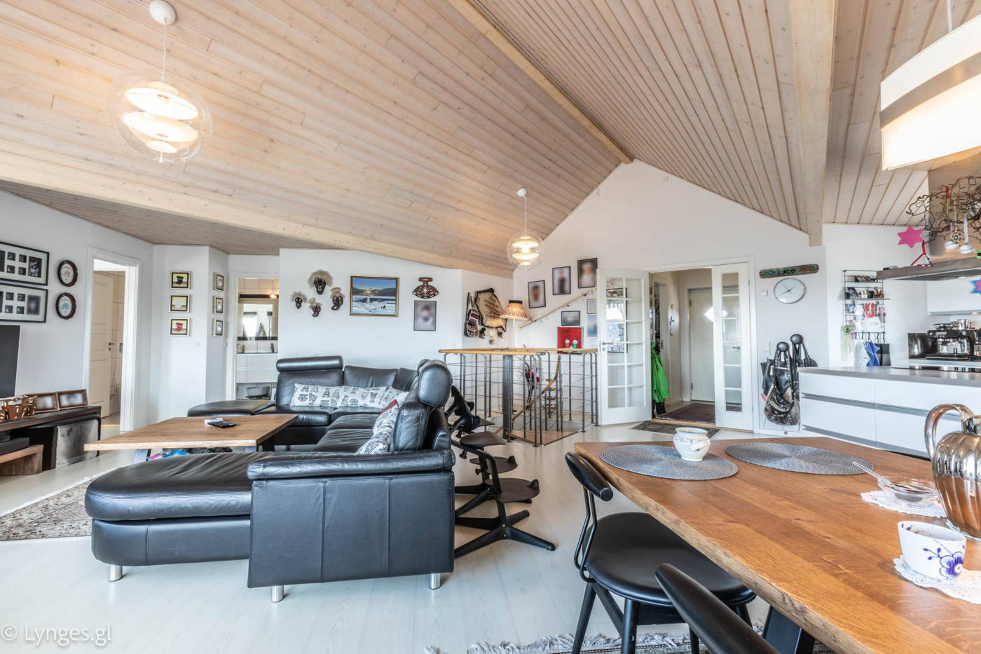 Будинок, 2863 м², 710 364$ — FAKTOR